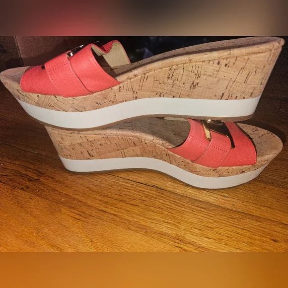 Michael Kors, Warren Platform Slide Cork Slip on Sandals with 3 inch heel. Sz 8 - Picture 3 of 8